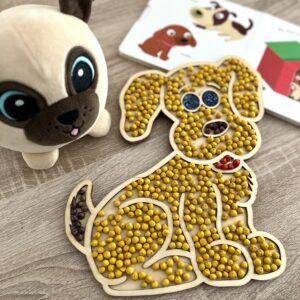 PIES - drewniana wysypywanka sensoryczna